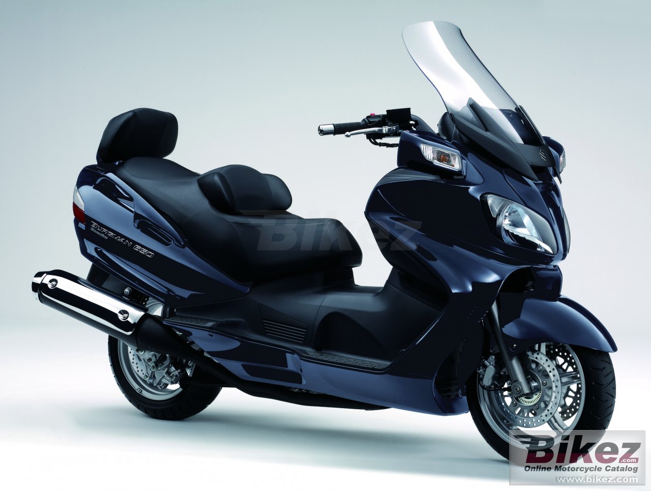 Big Suzuki burgman 650 exec picture and wallpaper from Bikez.com